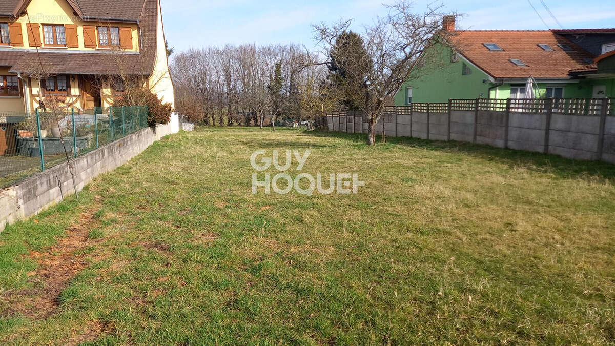 Terrain à BURNHAUPT-LE-BAS