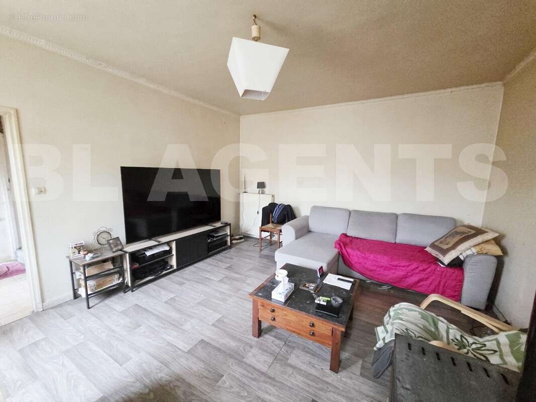 20251213_102137_inPixio - Maison à PERCENEIGE