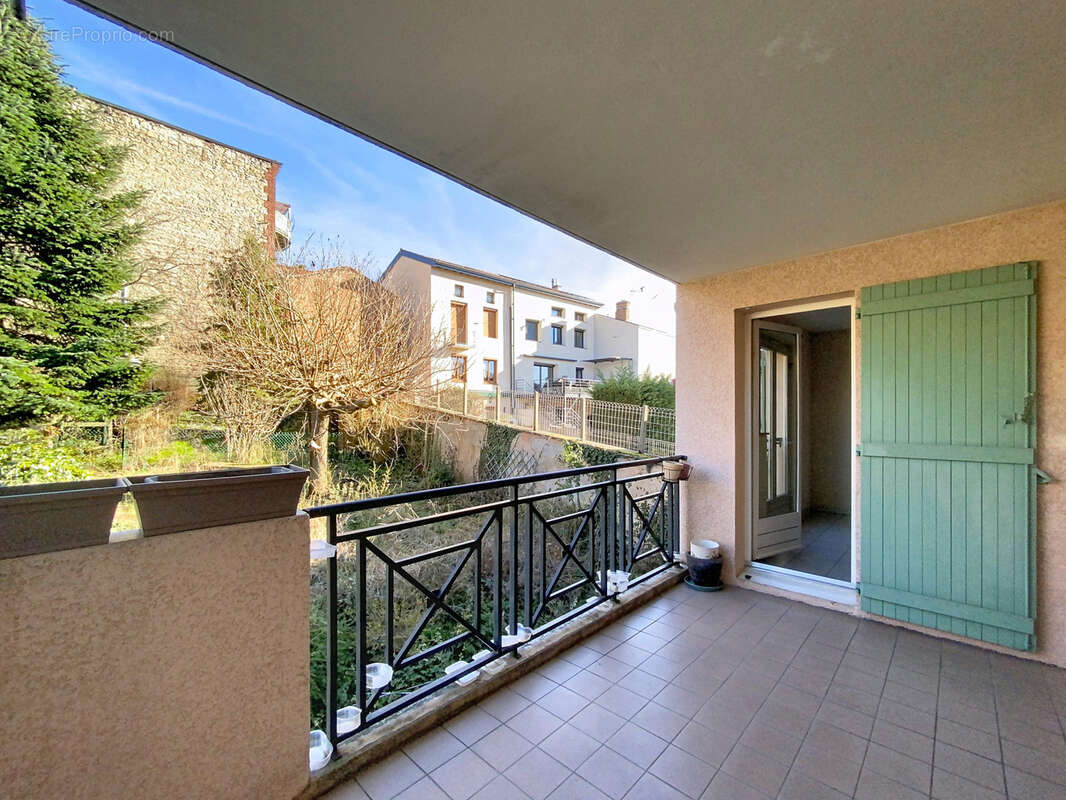 Appartement à LA FOUILLOUSE