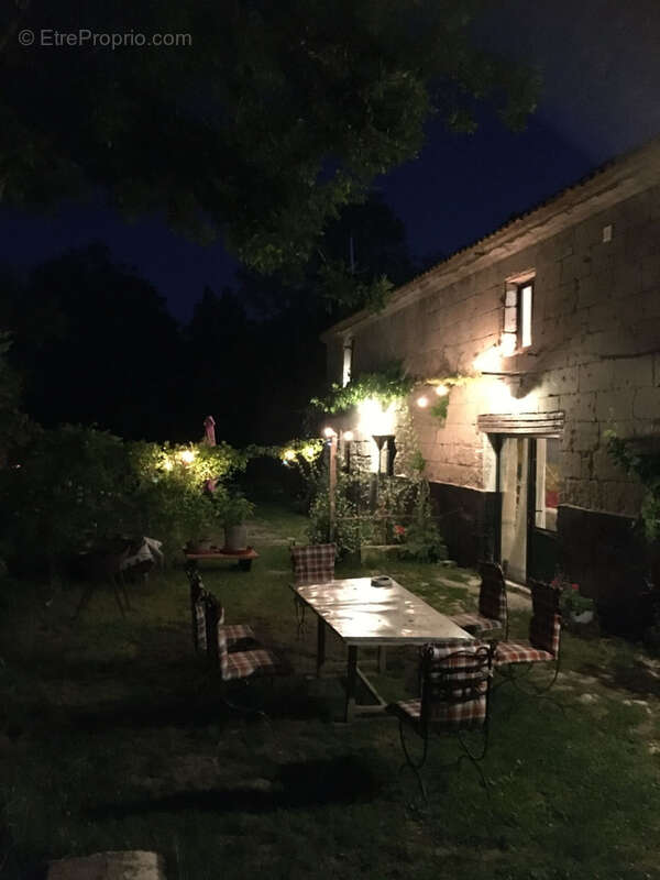 Maison à SAINT-FORT-SUR-GIRONDE