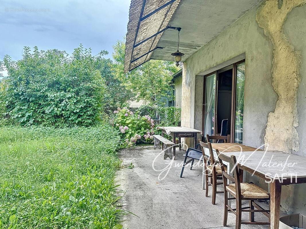 Maison 163 m² à Cramans  - photo 1