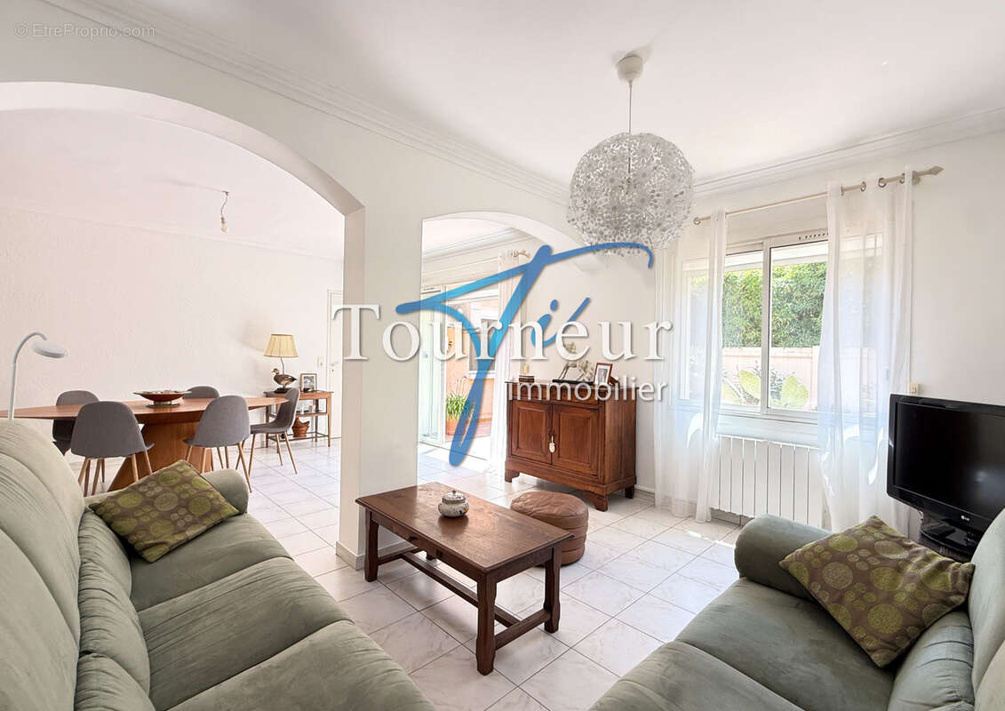 Appartement à SANARY-SUR-MER