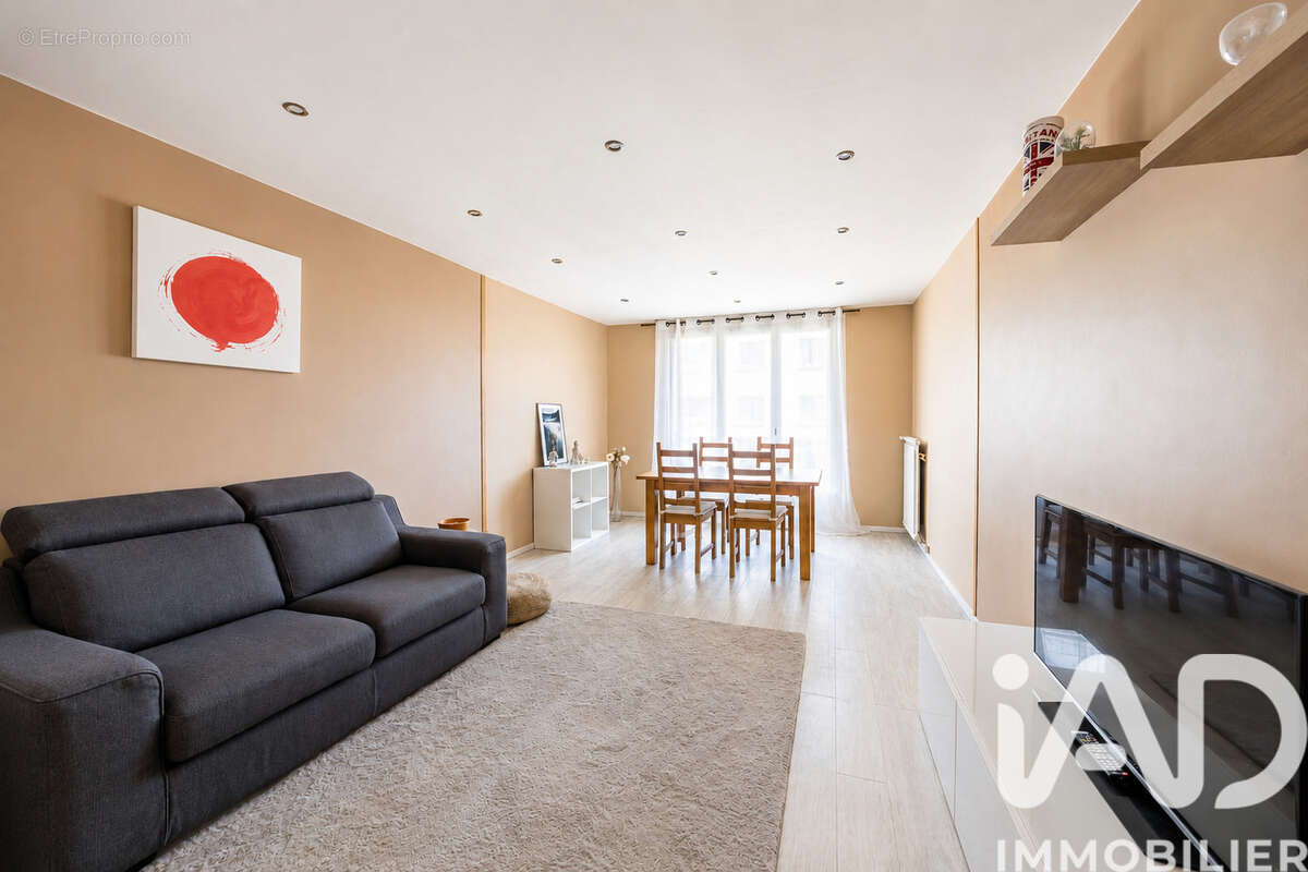 Photo 2 - Appartement à THIAIS