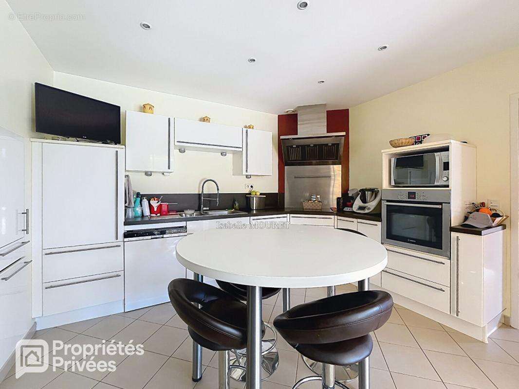 Maison Canals 6 pièce(s) 159m2 - photo 6