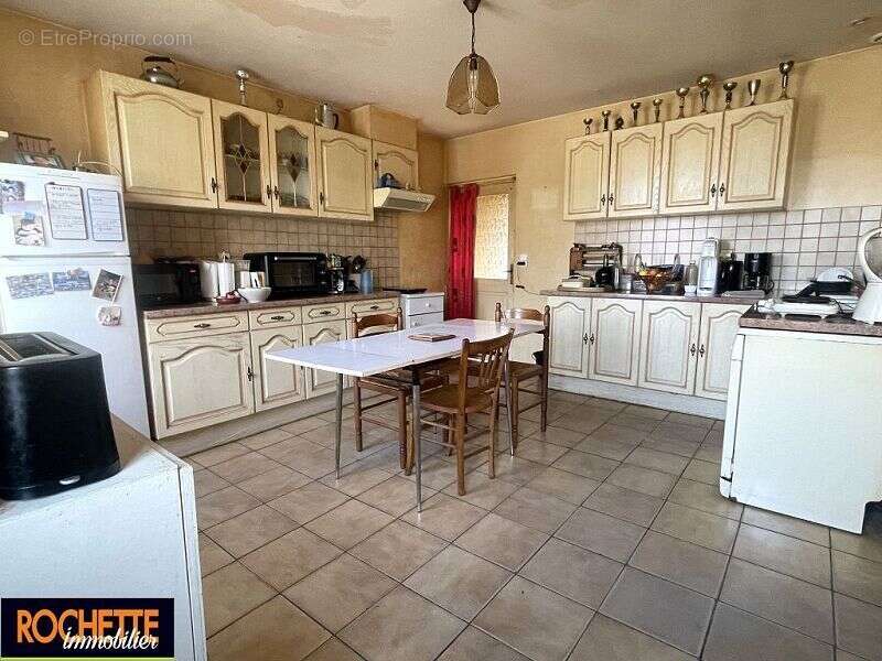 Maison 125 m² à Nervieux  - photo 2