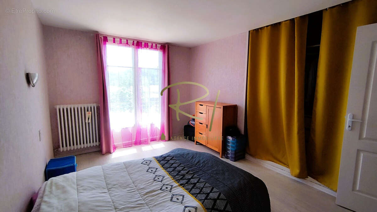 Maison à SAINT-AMBROIX