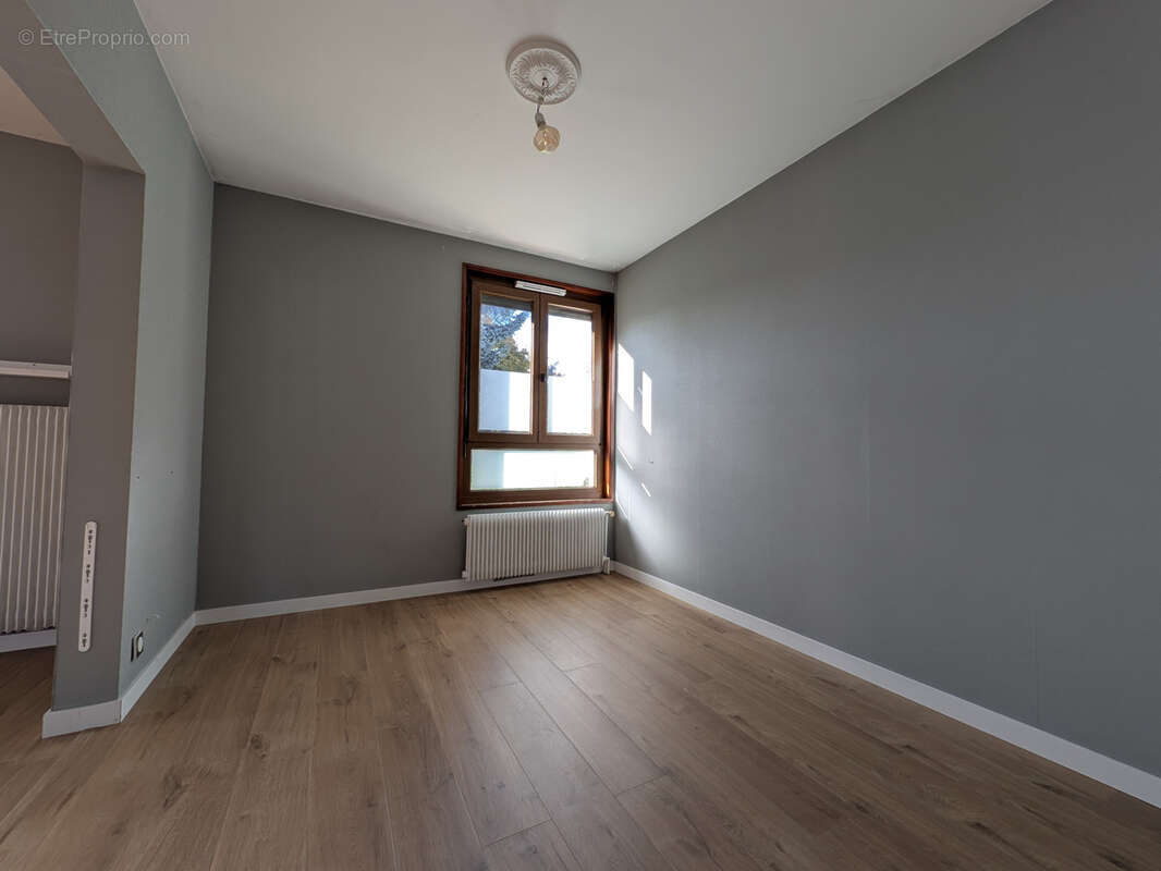 Maison à JARVILLE-LA-MALGRANGE