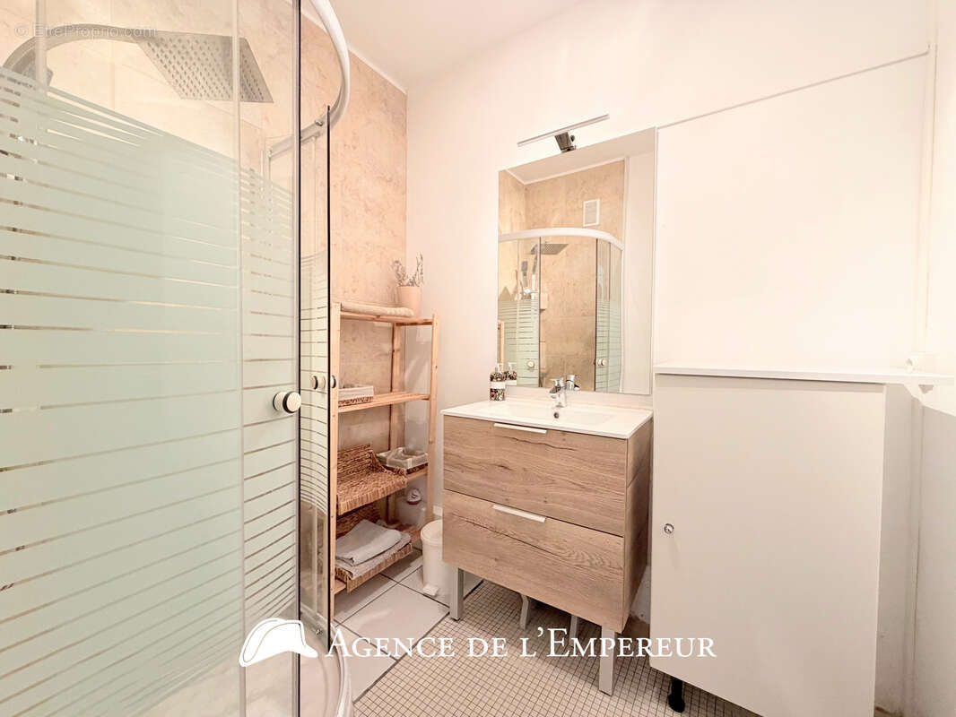 Appartement à LA CELLE-SAINT-CLOUD