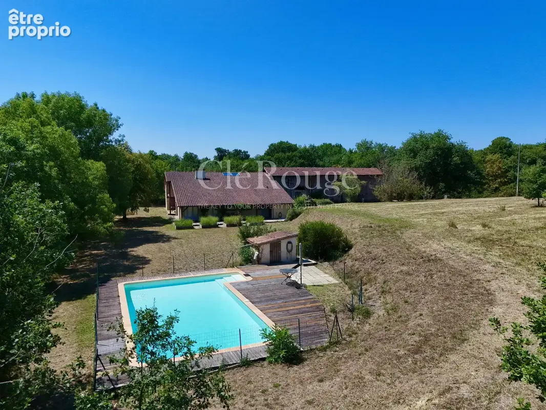 Proche Marmande - Propriété de caractère avec 4,5 hectares, piscine et dépendance - photo 20