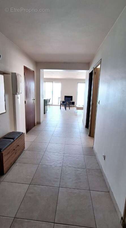 Maison à SAINT-CYR-SUR-MER