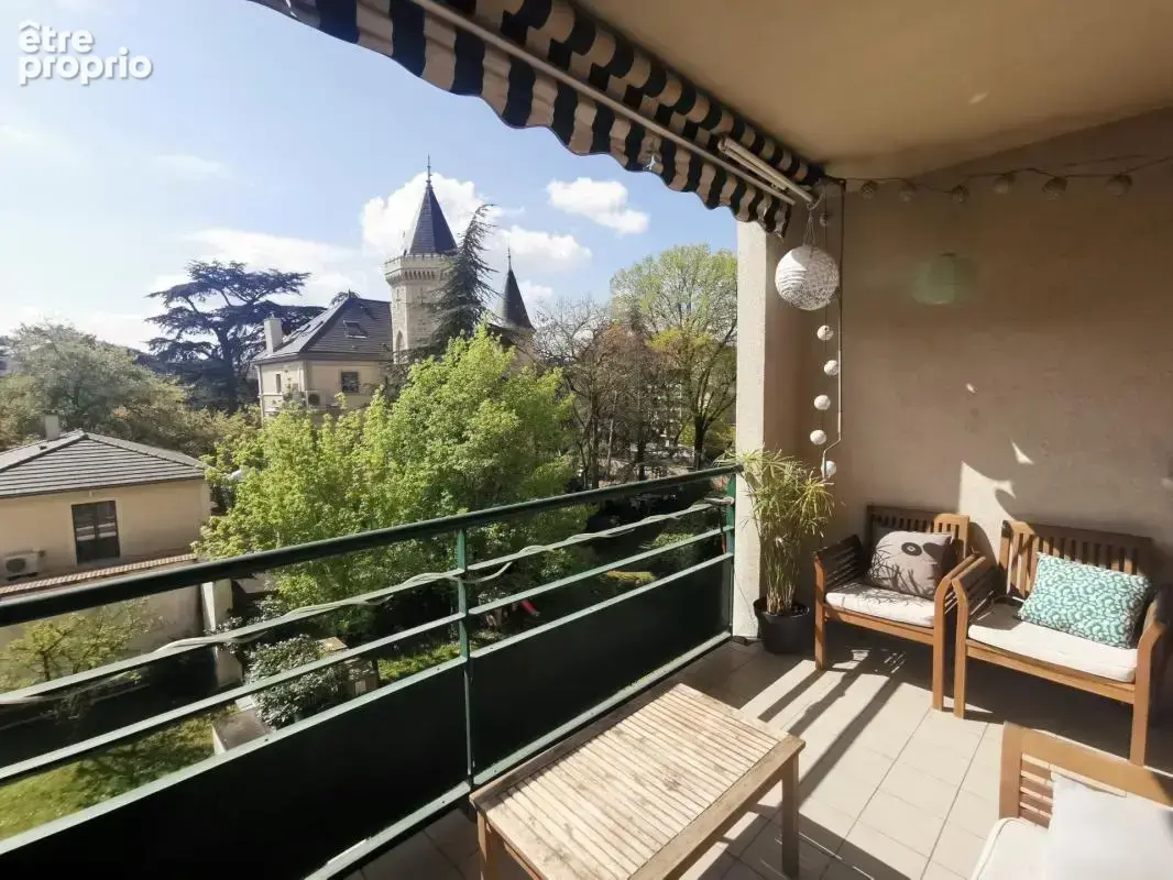 Appartement à VILLEURBANNE