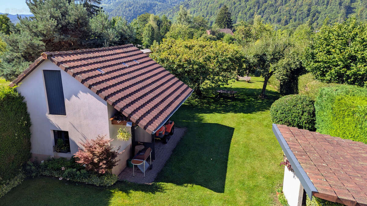 EXCLUSIVITÉ - Maison familiale 6 chambres - 169m² habitables - Environnement calme - Terrain 1100 m² - photo 10