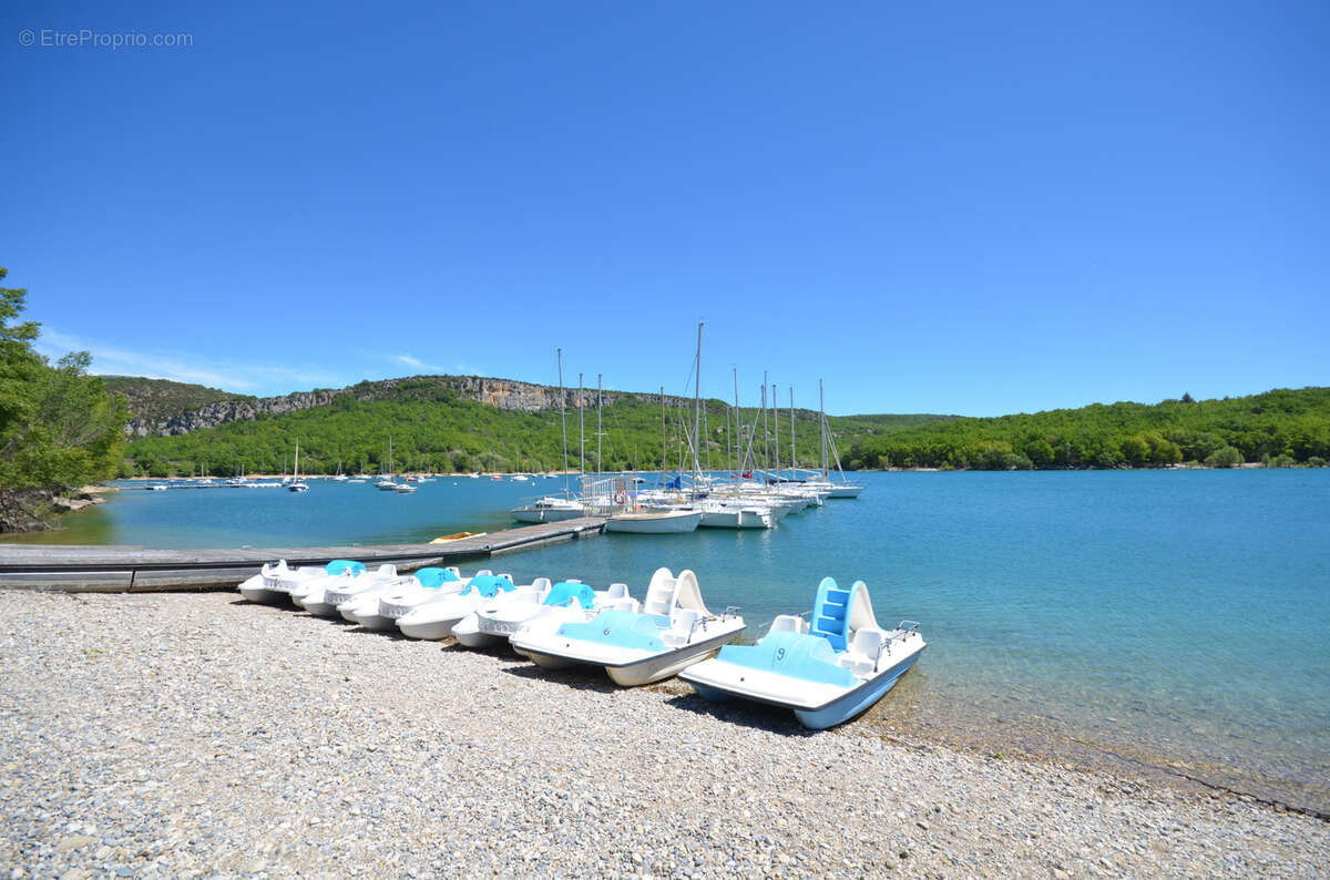 Bauduen vue sur le lac et le village - photo 13