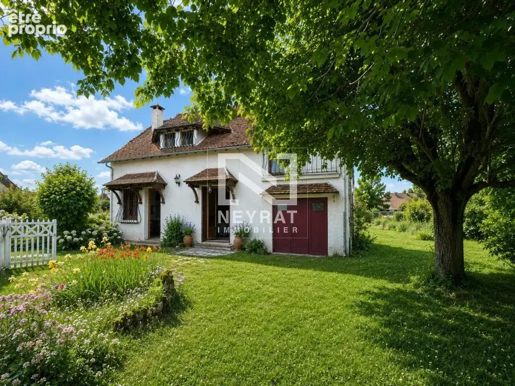 Maison de campagne à rénover entièrement et terrain paysager - photo 3