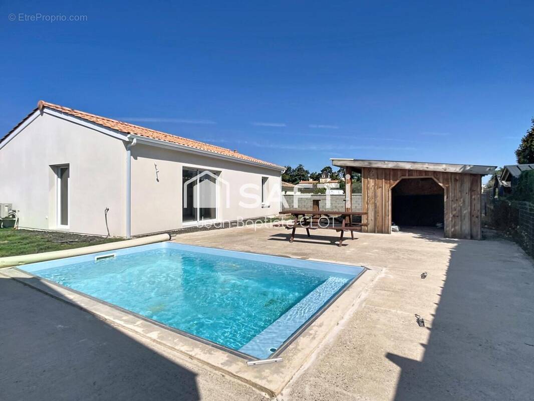 Photo 1 - Maison à CERONS