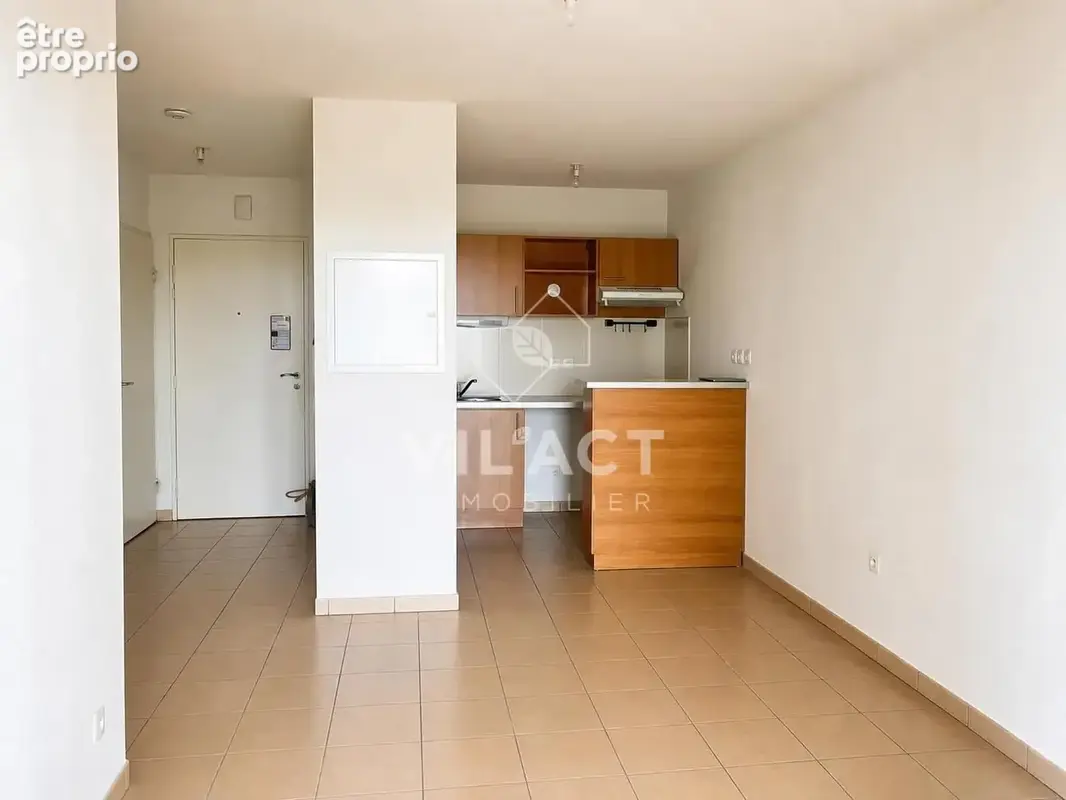 Appartement 34 m² à Saint-Quentin-De-Baron  - photo 3