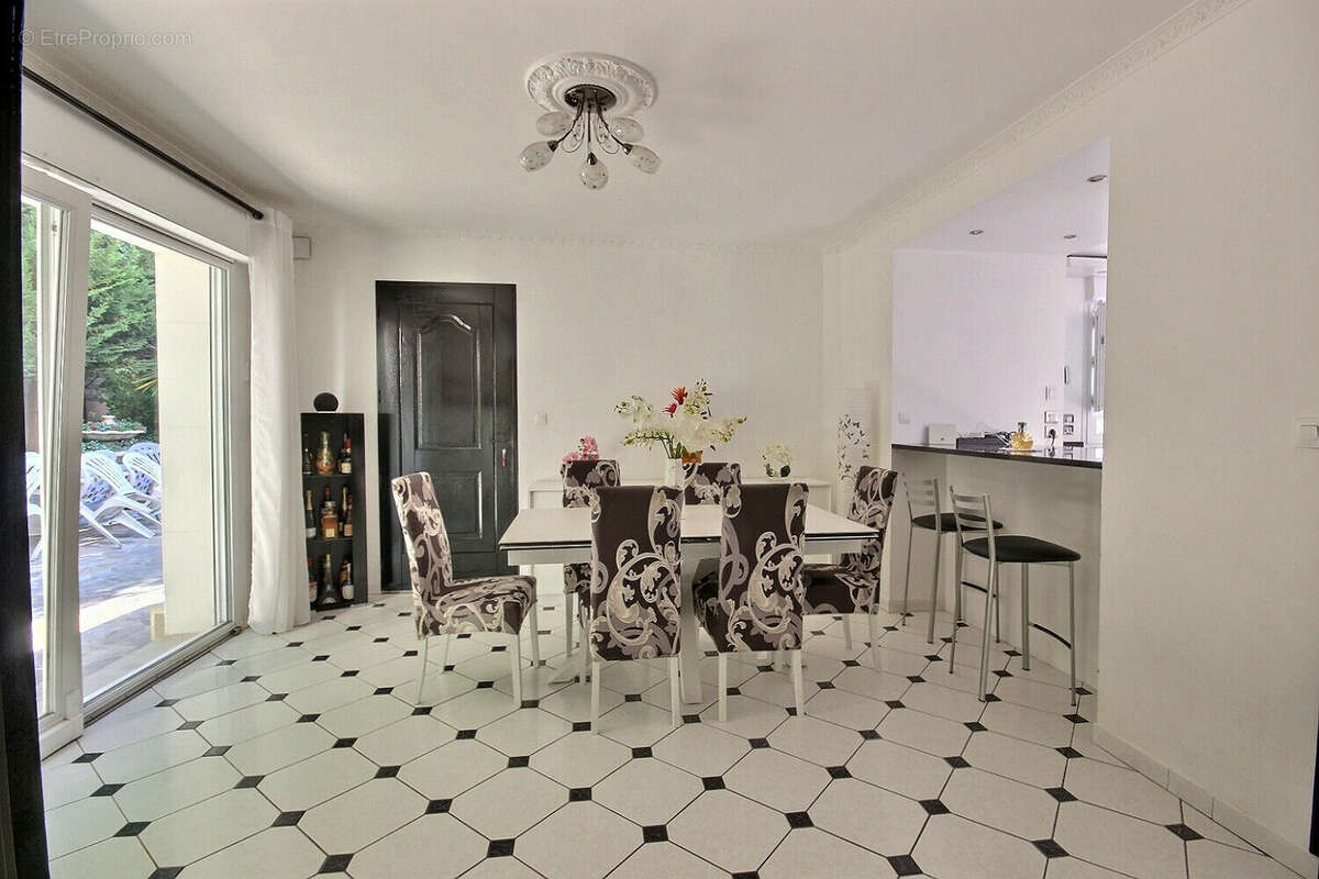 Maison à WISSOUS