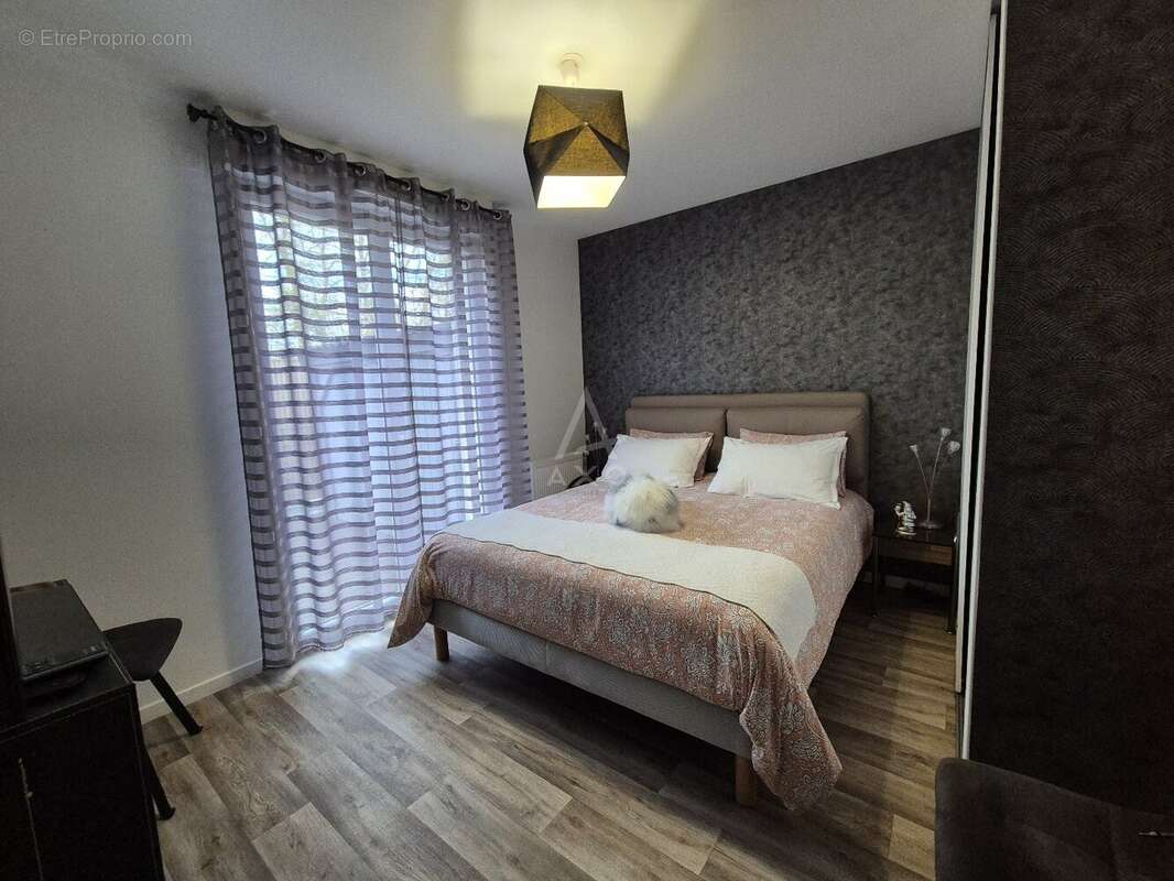 Maison à COLLEVILLE-MONTGOMERY