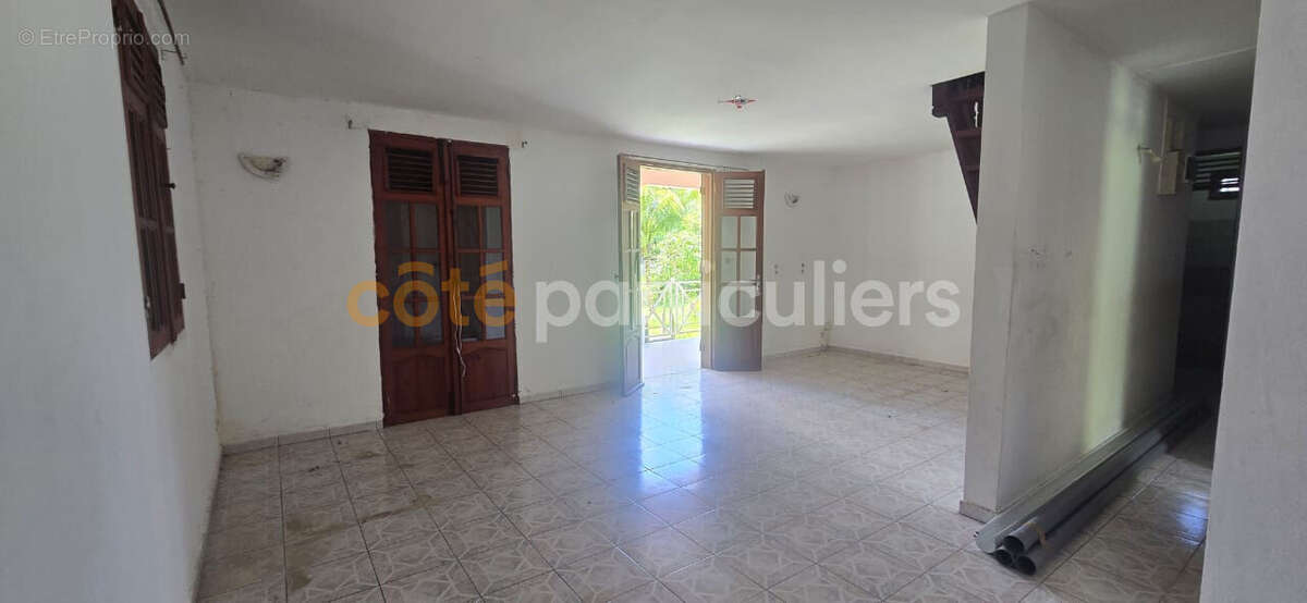 Les abymes ? chazeau  maison 112 m² sur 2 014 m² de terrain - photo 3