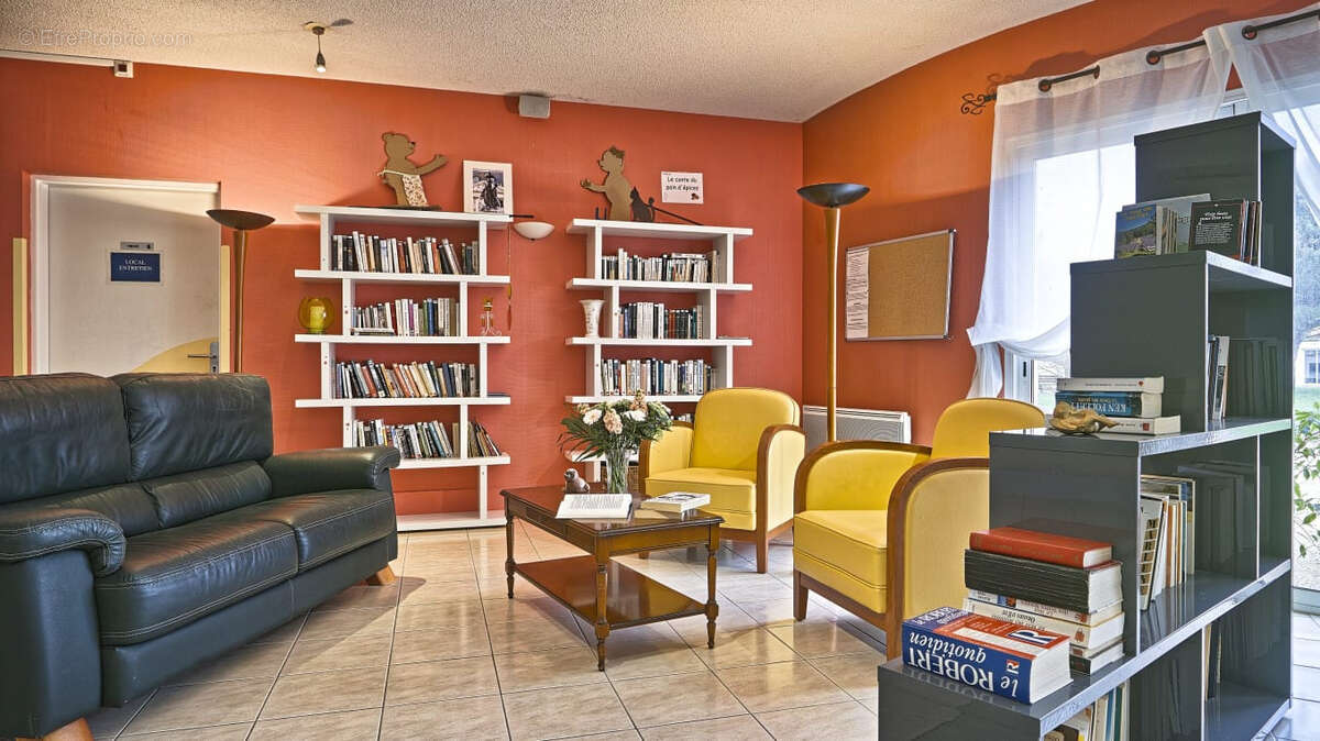 Appartement à VOUILLE