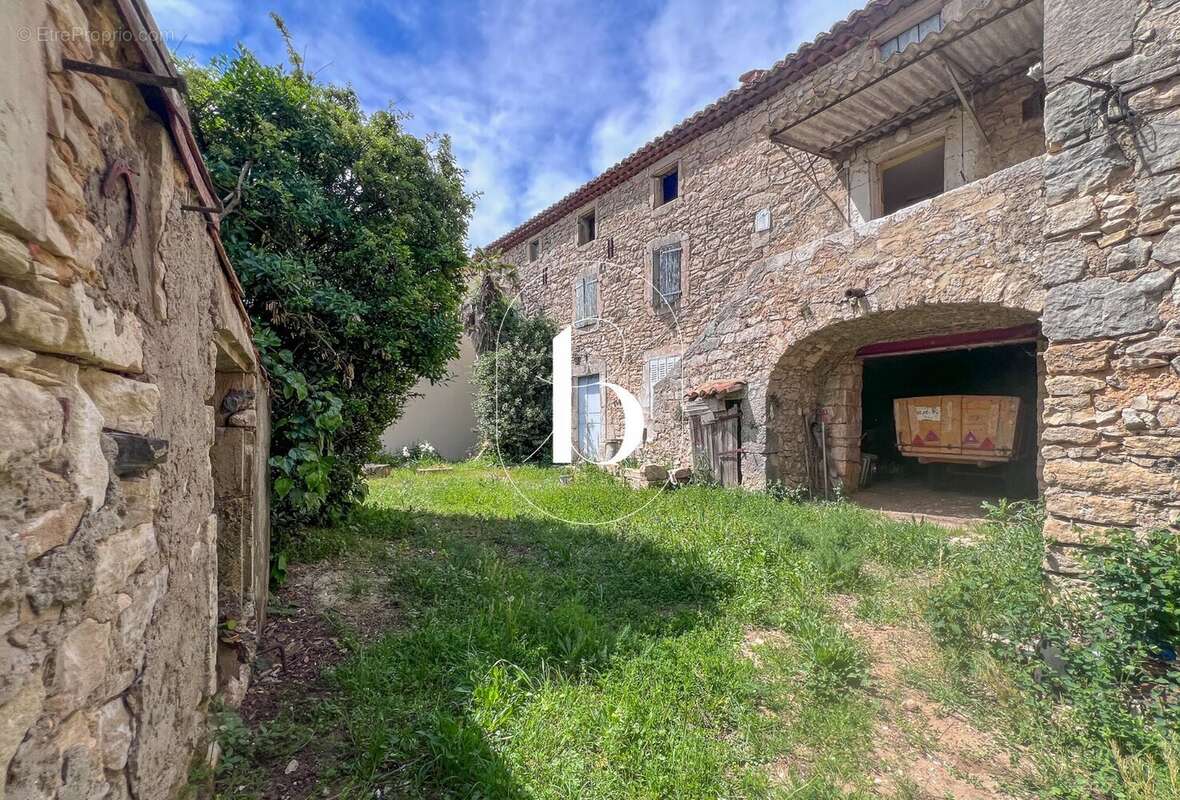 Maison à VAGNAS