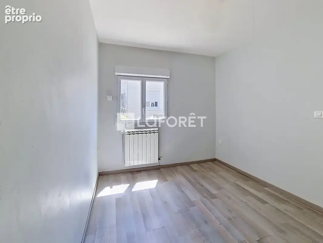 Ensemble immobilier à Méan-Penhoët (maison plain-pied et local commercial) - photo 10
