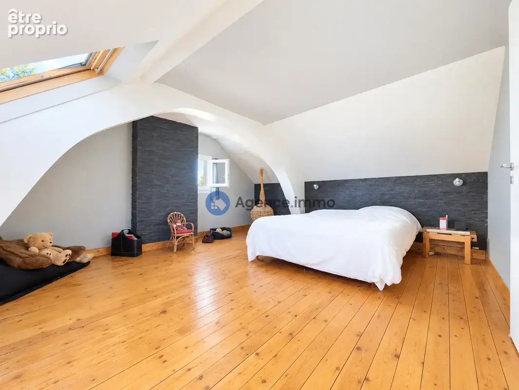 Maison 7 pièces 227 m² à vendre à Breches (37330) - photo 7