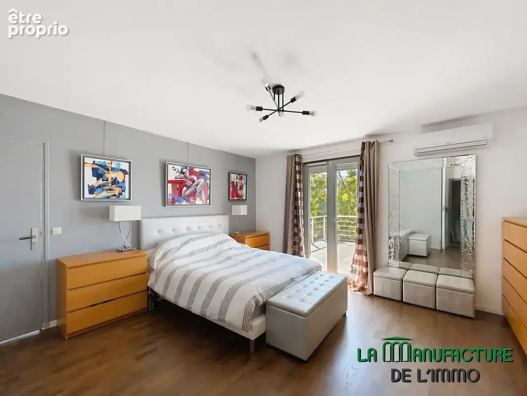 Villa de 280m2 avec piscine et dependance / vue exeptionnelle / saint-genest lerpt - photo 14