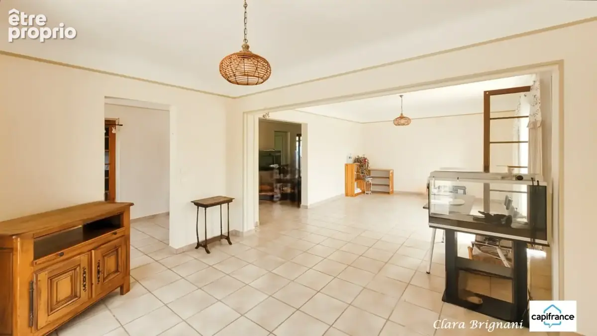 Maison à vendre - 6 pièces, 156m² à Avrainville - sous-sol total et terrain arboré de 1 555 m² - photo 3