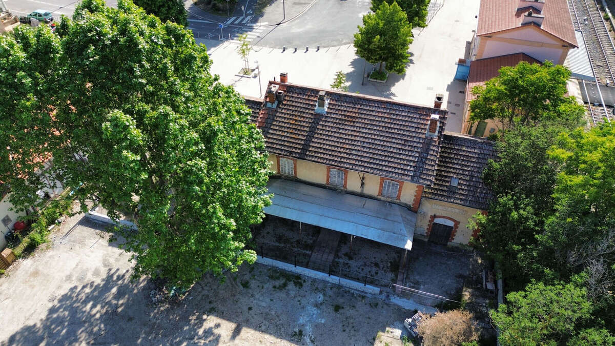 Grande maison de caractère à rénover 175 m² habitables - photo 11