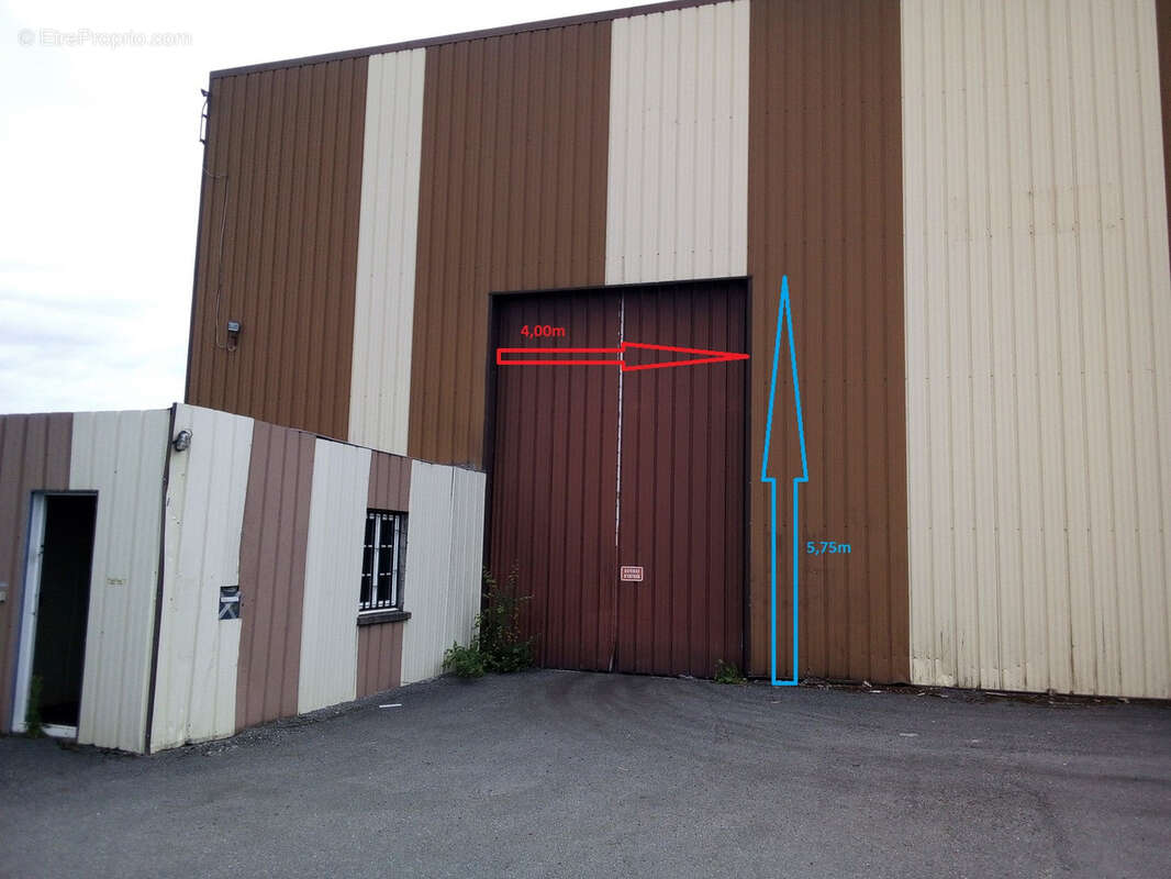 A vendre prix mini - entrepôts 4.840m2 - photo 25
