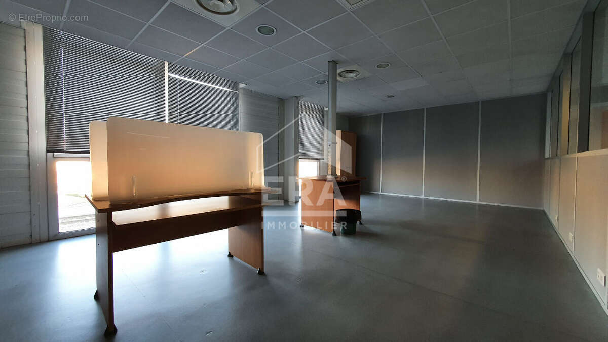 Bureaux 435m² à marseille 15e arrondissement - photo 7
