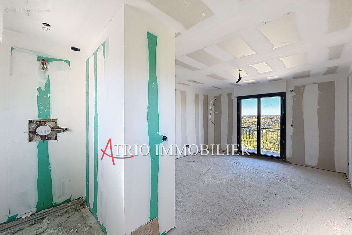 Maison à CAGNES-SUR-MER