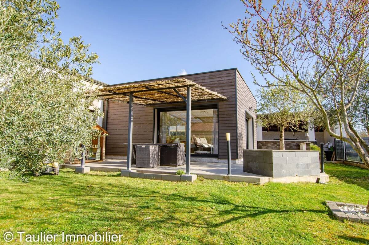 Maison à SAINT-LATTIER