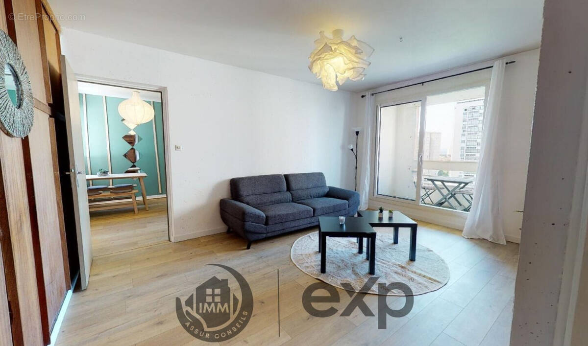 Appartement à VENISSIEUX