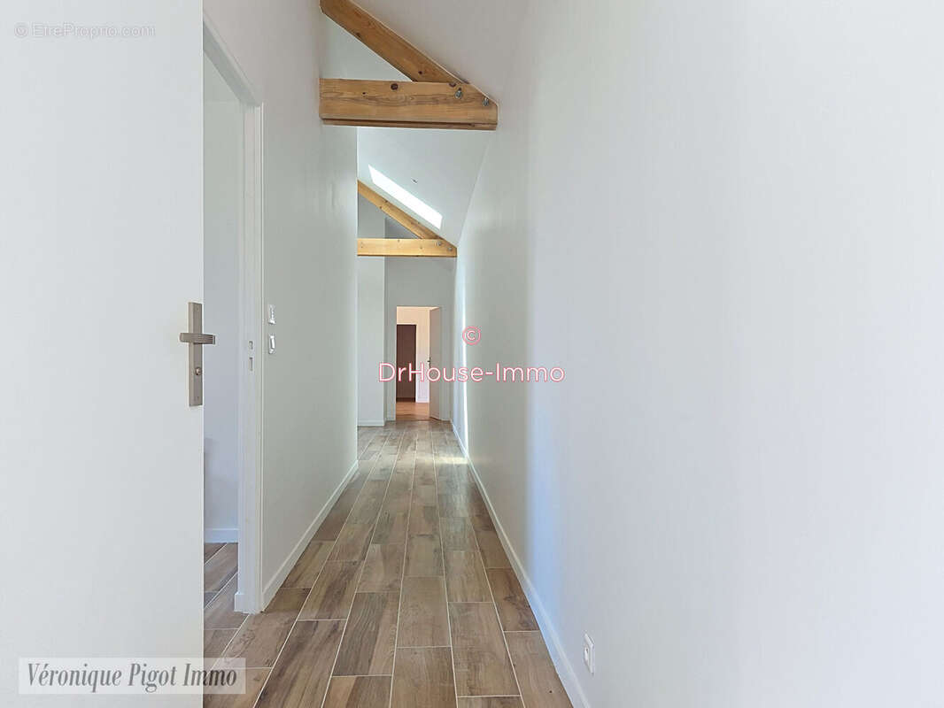 Maison 178 m² à Boissy-Sans-Avoir  - photo 11