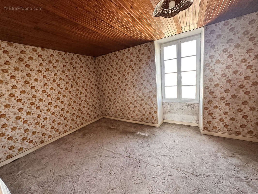 Photo 6 - Maison à OULMES