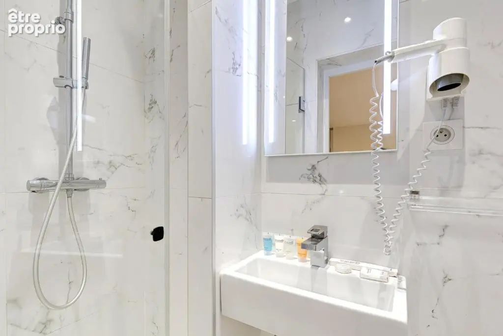Réaumur-Sébastopol -- 2 Studios pour un total de 53 m2 loué, renta un peu plus 5.5% - photo 5