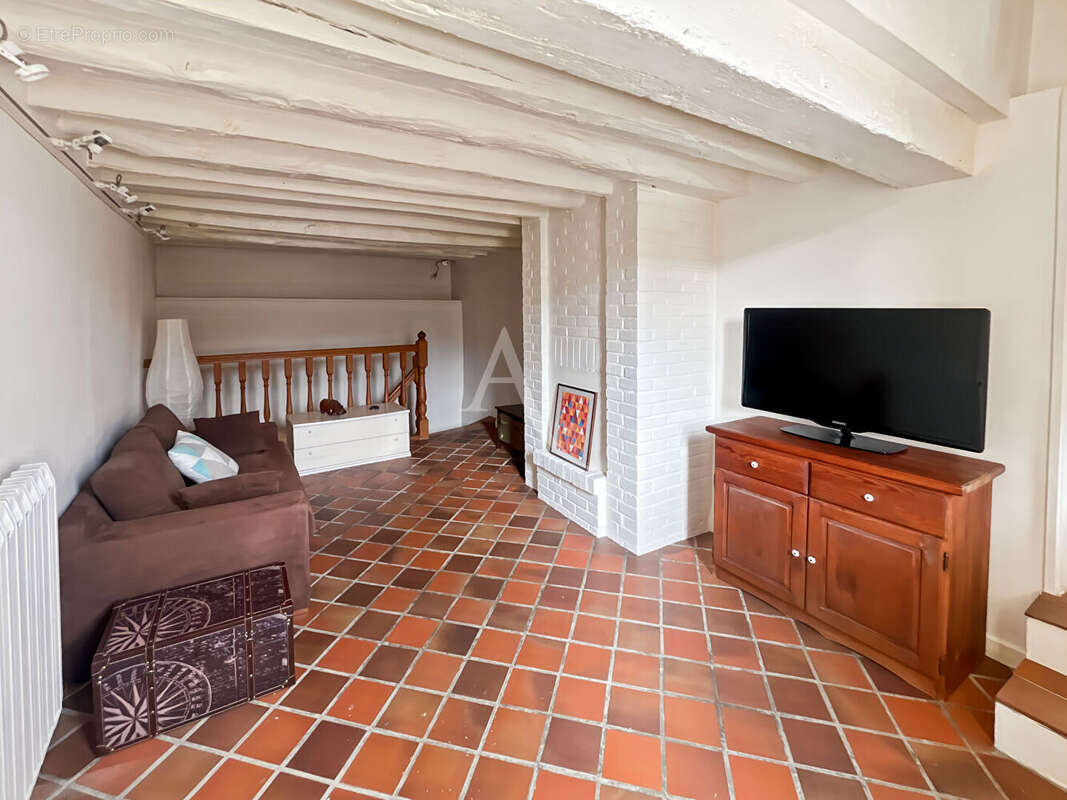 Maison Oinville sur Montcient 140 m² - 4 chambres - photo 7