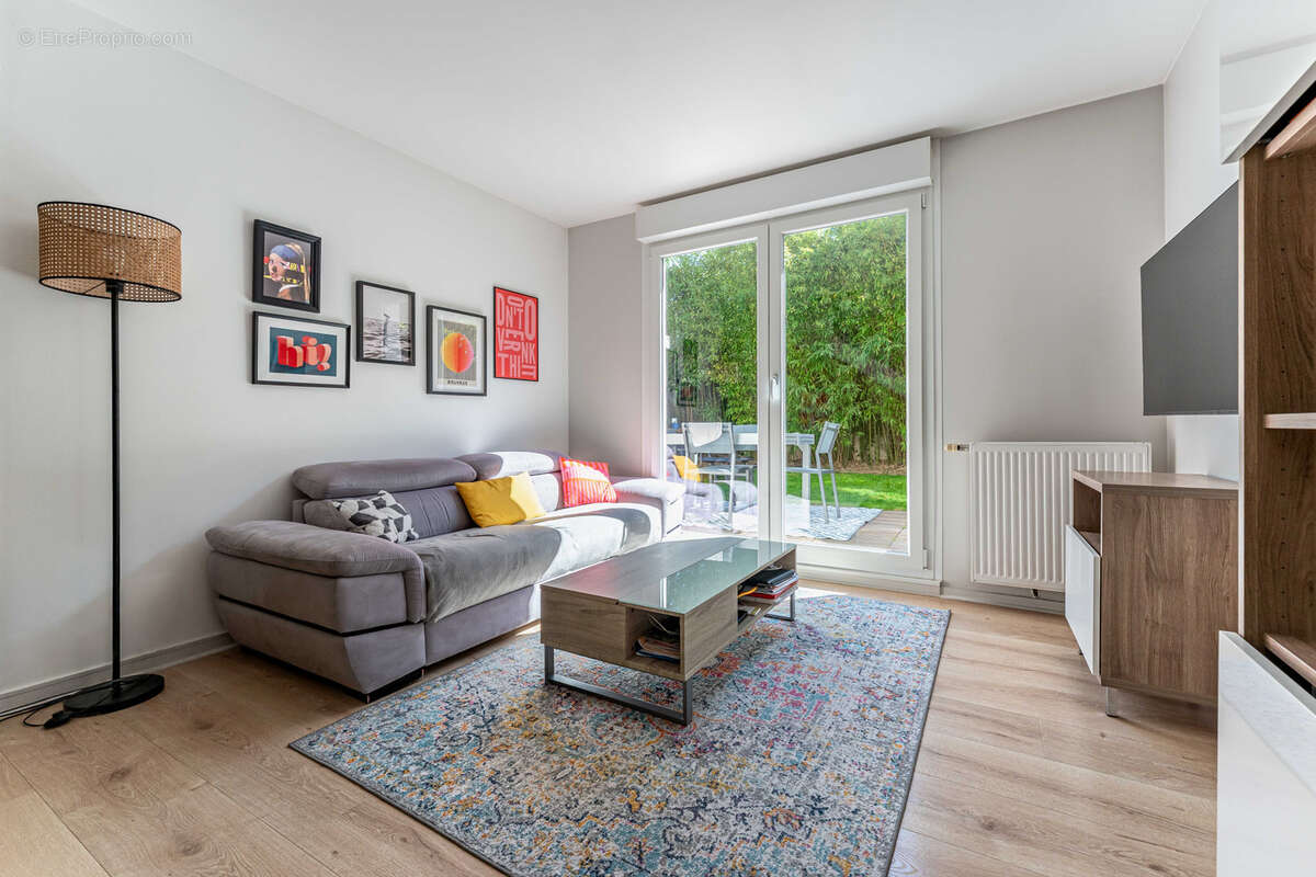 Appartement à TASSIN-LA-DEMI-LUNE