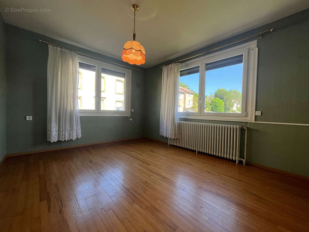 Maison à CONTZ-LES-BAINS