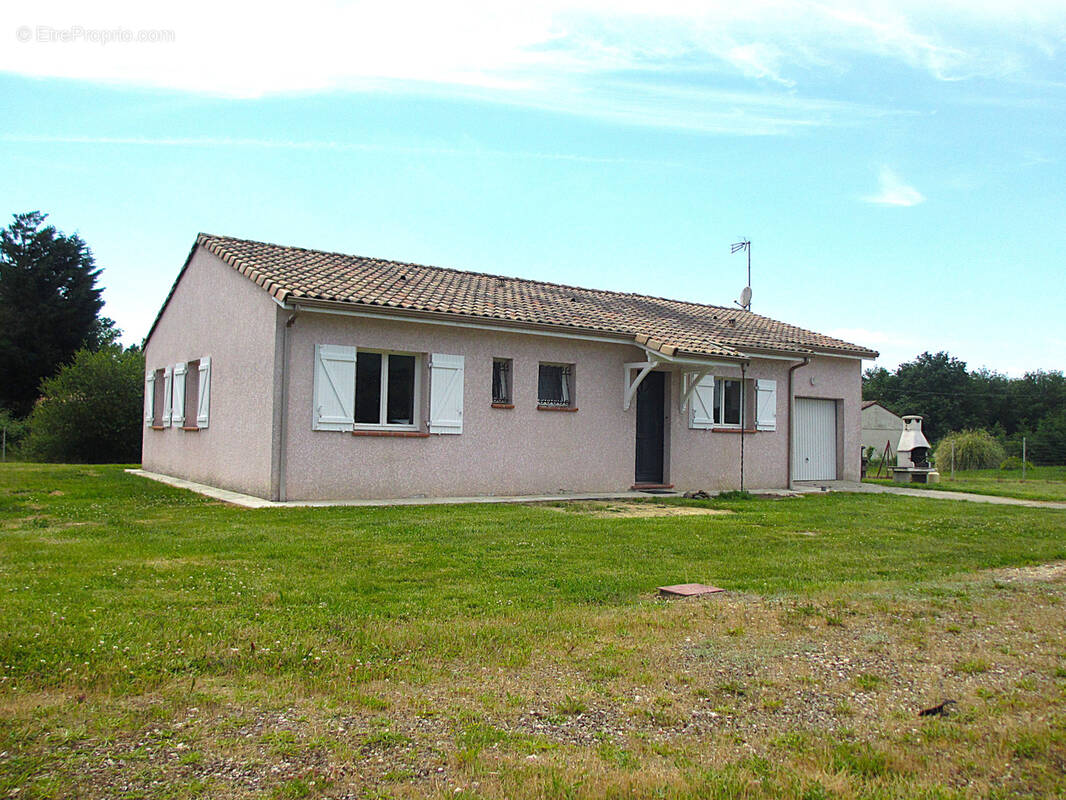 Maison à FRONTON