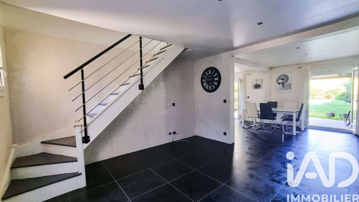 Photo 6 - Maison à LE THILLAY