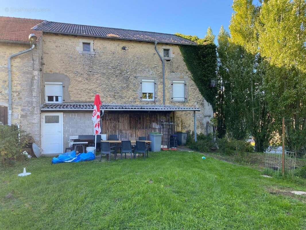 Photo 9 - Commerce à SAINT-THIEBAULT