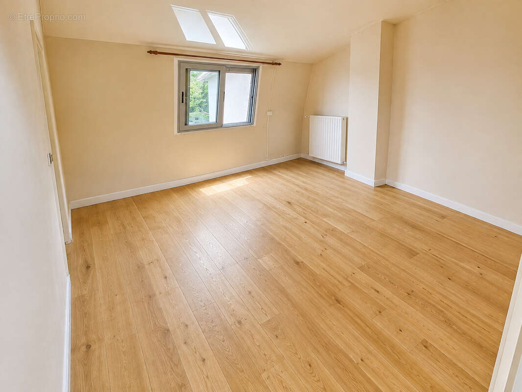 Appartement 109 m² à Creteil  - photo 9
