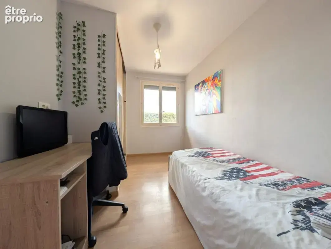 Saint-Léger-sur-Roanne — Maison de plain-pied 99m², 4 chambres et terrain de 2 224 m² - photo 15
