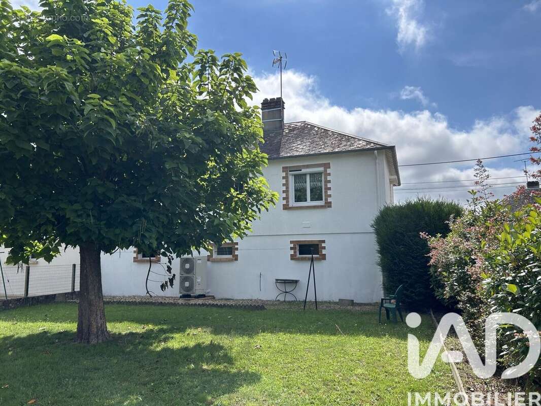 Photo 2 - Maison à SALBRIS