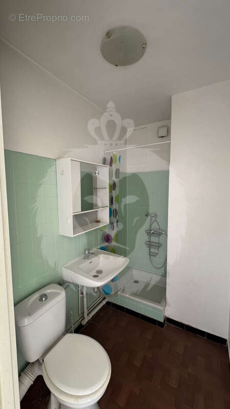 Appartement à COURBEVOIE