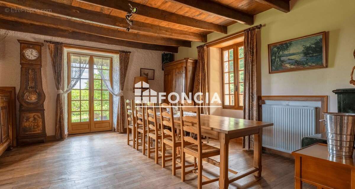 Maison à COURSAC