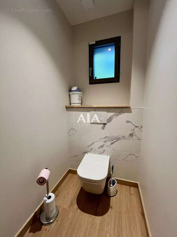 Maison à NANTEUIL-EN-VALLEE